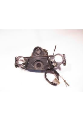 Kawasaki ZX600-E TRIPLE TREE UPPER