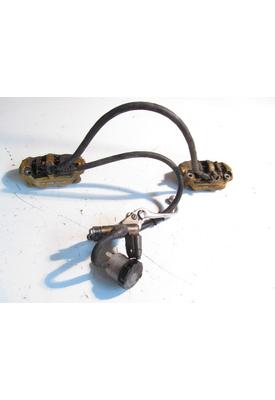 Kawasaki ZX600-J Brake line