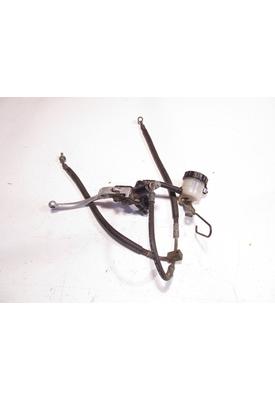 Kawasaki ZX600-J Brake line