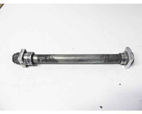 Kawasaki ZX600-J REAR AXLE
