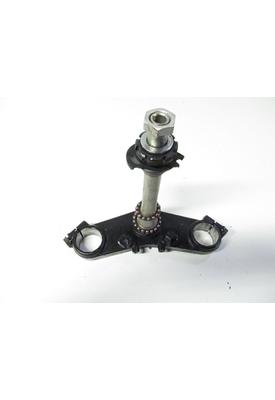 Kawasaki ZX600-J TRIPLE TREE LOWER