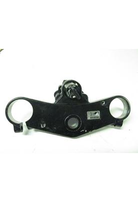 Kawasaki ZX600-J TRIPLE TREE UPPER