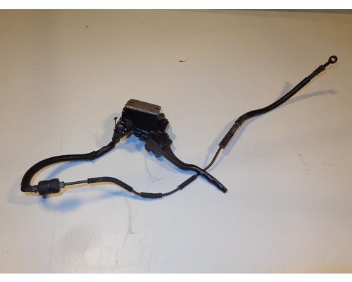 Kawasaki ZX750-F Clutch Master Cylinder