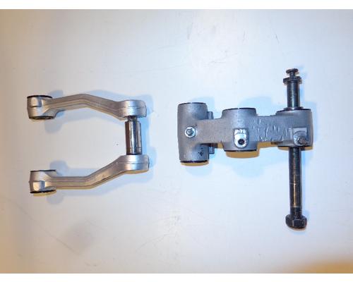 Kawasaki ZX750-F Shock Linkage