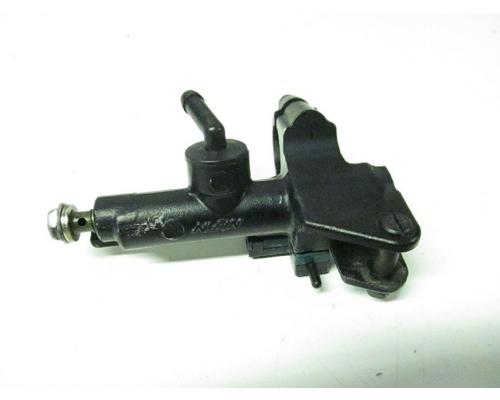 Kawasaki ZX750-P Clutch Master Cylinder