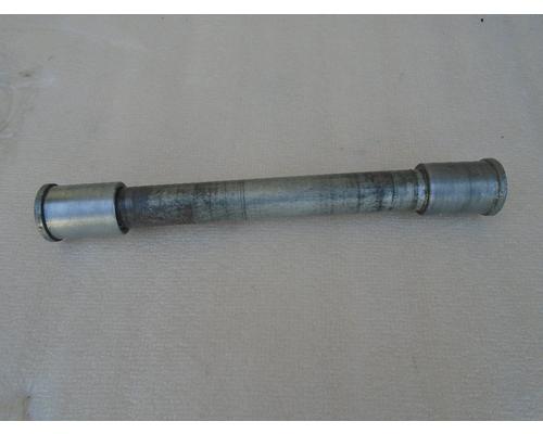 Kawasaki ZX750-P FRONT AXLE