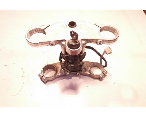 Kawasaki ZX750-P TRIPLE TREE LOWER