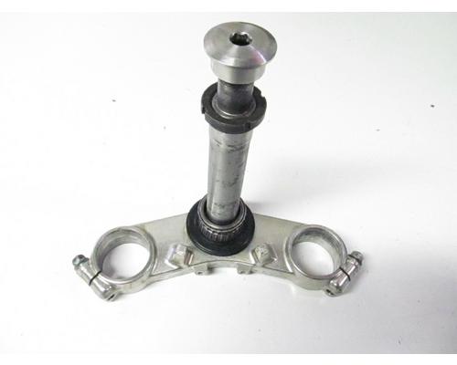 Kawasaki ZX750-P TRIPLE TREE LOWER