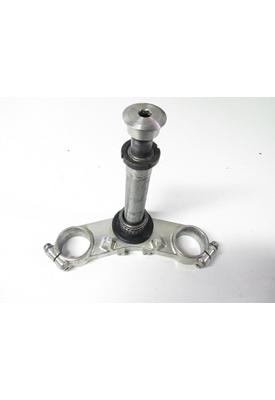 Kawasaki ZX750-P TRIPLE TREE LOWER