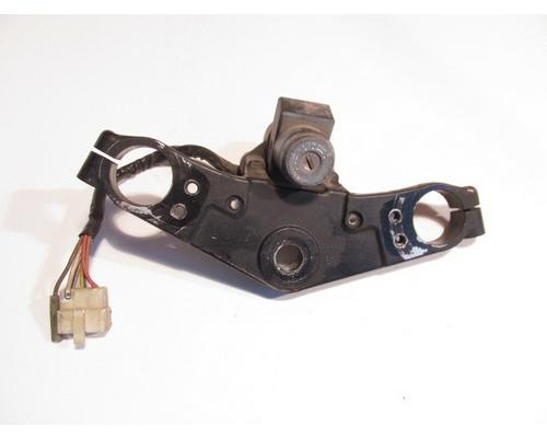 Kawasaki ZX900 TRIPLE TREE UPPER