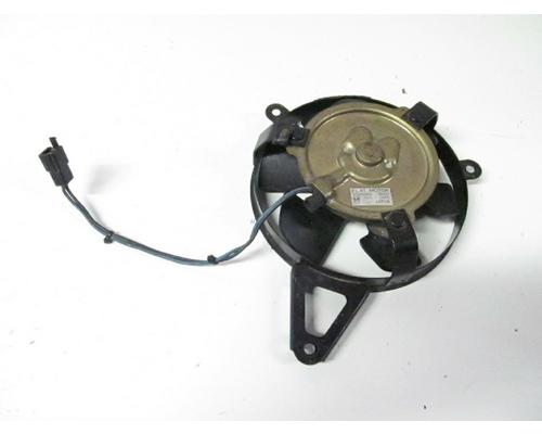 Suzuki DL1000 FAN ASSEMBLY