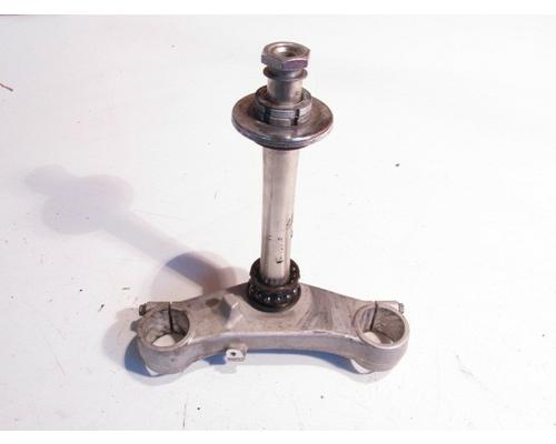 Suzuki DL1000 TRIPLE TREE LOWER