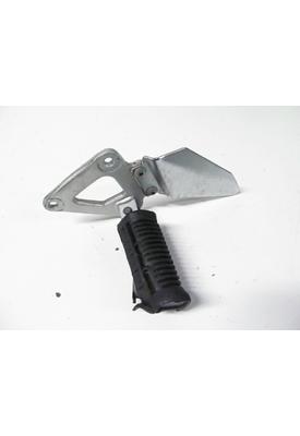 Suzuki GS500E FOOT PEG FR.