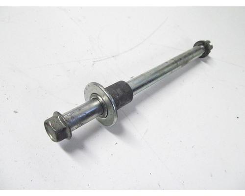 Suzuki GS500E FRONT AXLE