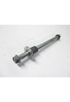 Suzuki GS500E FRONT AXLE