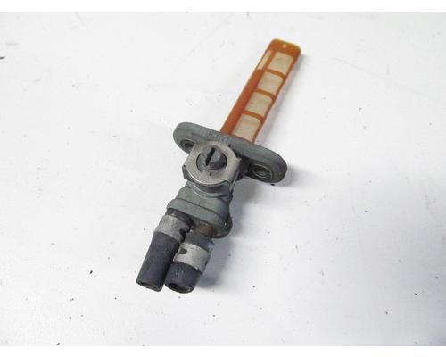 Suzuki GS500E FUEL PETCOCK