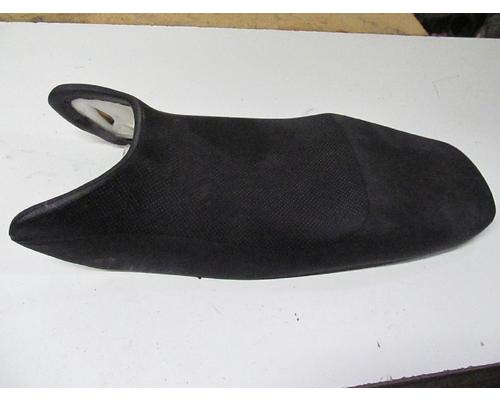 Suzuki GS500E SEAT