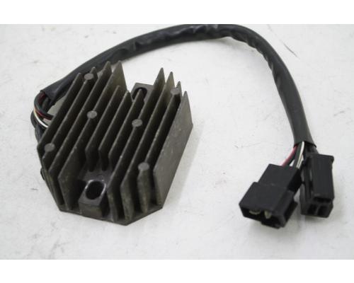 Suzuki GS500E VOLT REGULATORRECTIFIER