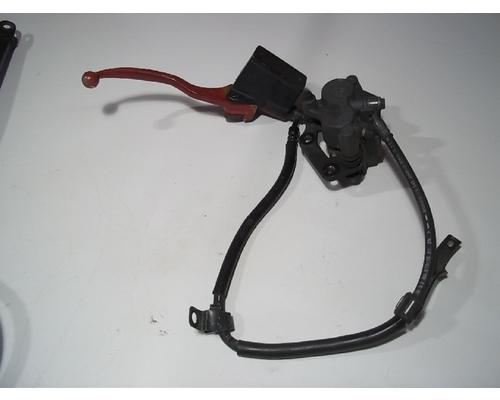 Suzuki GS500F Brake line
