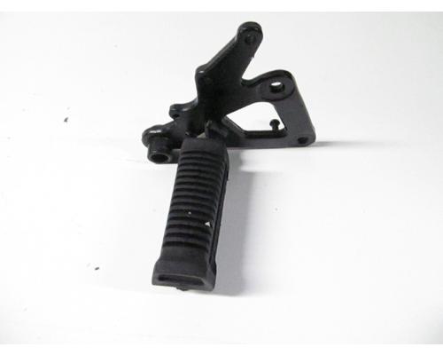 Suzuki GS500F FOOT PEG FR.