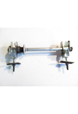 Suzuki GS500F REAR AXLE