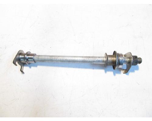Suzuki GS500F REAR AXLE