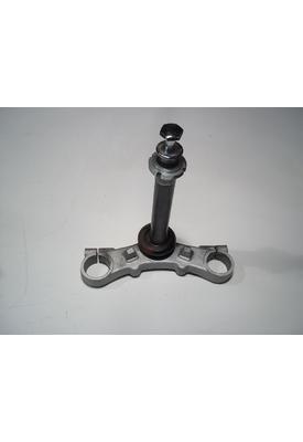 Suzuki GS500F TRIPLE TREE LOWER