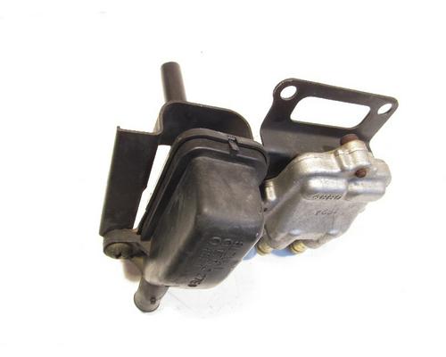 Suzuki GSF1200S Air Valve