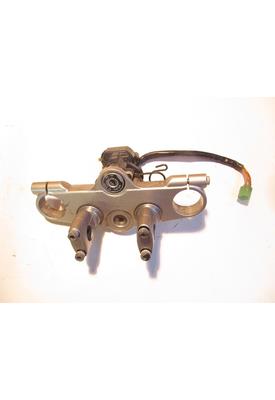 Suzuki GSF1200 TRIPLE TREE UPPER