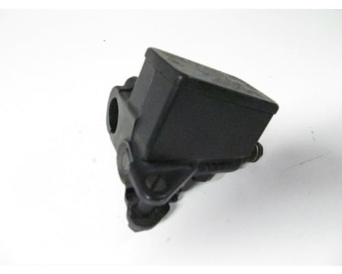 Suzuki GSF600S Bandit Front Master Cylinder