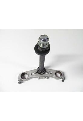 Suzuki GSF600S Bandit TRIPLE TREE LOWER