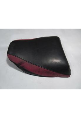 Suzuki GSX-R1100W Rear Seat