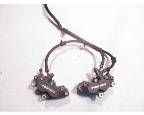 Suzuki GSX-R600 Brake line