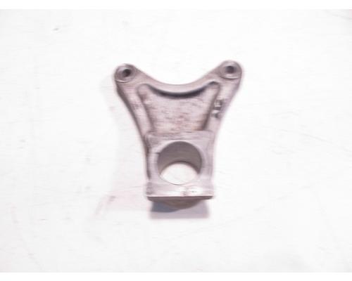 Suzuki GSX-R600 CALIPER BRACKET