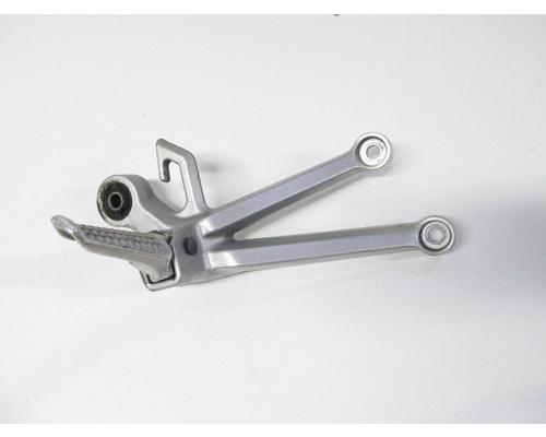 Suzuki GSX-R600 FOOT PEG REAR
