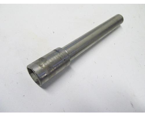 Suzuki GSX-R600 FRONT AXLE