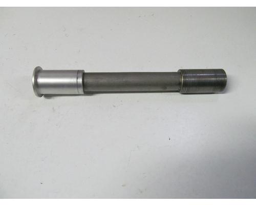 Suzuki GSX-R600 FRONT AXLE