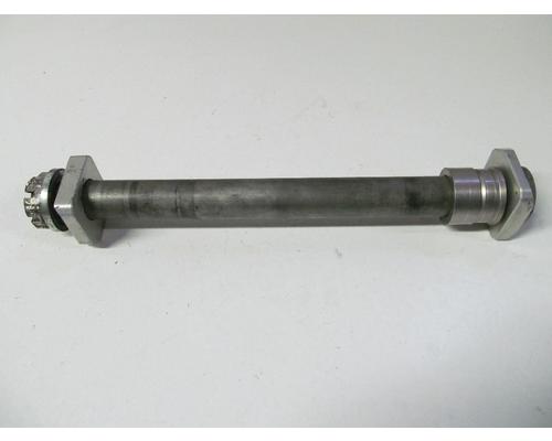 Suzuki GSX-R600 REAR AXLE