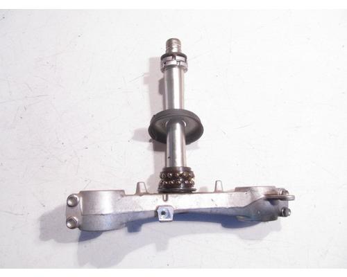 Suzuki GSX-R600 TRIPLE TREE LOWER