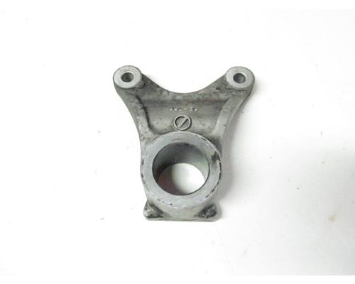 Suzuki GSX-R750 CALIPER BRACKET