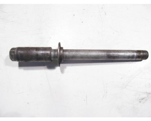 Suzuki GSX-R750 FRONT AXLE