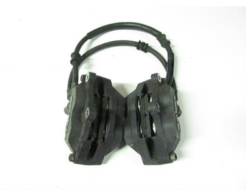 Suzuki GSX-R750 FRONT CALIPER