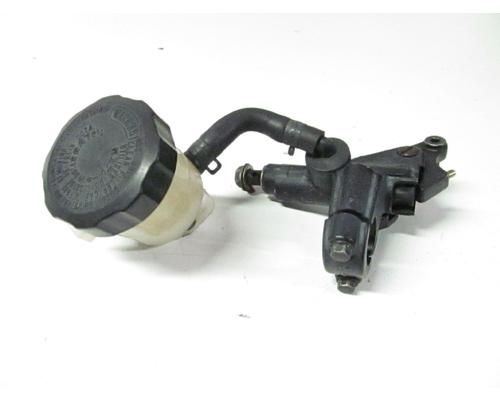 Suzuki GSX-R750 Front Master Cylinder