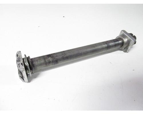 Suzuki GSX-R750 REAR AXLE