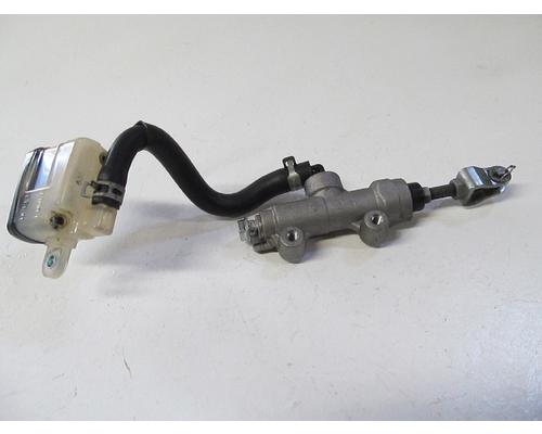 Suzuki GSX-R750 Rear Master Cylinder