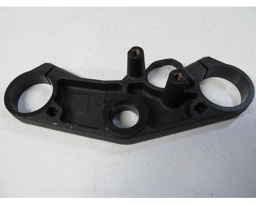 Suzuki GSX-R750 TRIPLE TREE LOWER