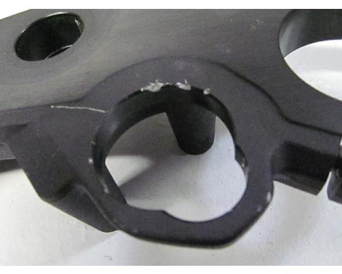 Suzuki GSX-R750 TRIPLE TREE LOWER