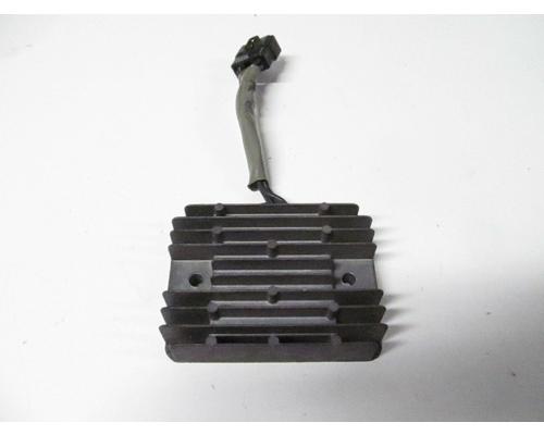 Suzuki GSX-R750 VOLT REGULATORRECTIFIER