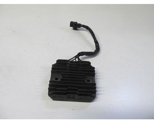 Suzuki GSX1300R VOLT REGULATORRECTIFIER