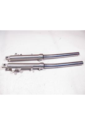 Suzuki GSX600F FORKS